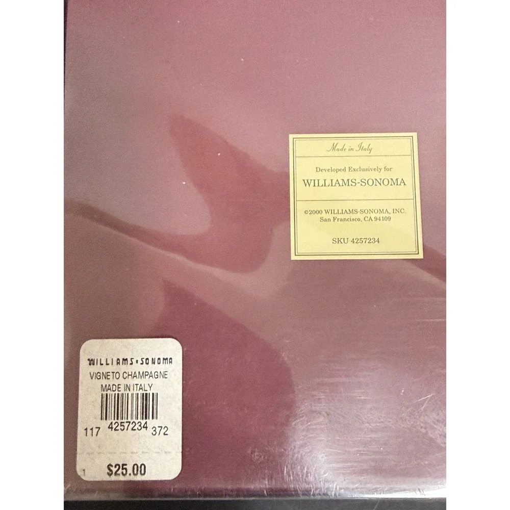 Williams -Sonoma Vigneto Champagne Opener -Only - In original box.